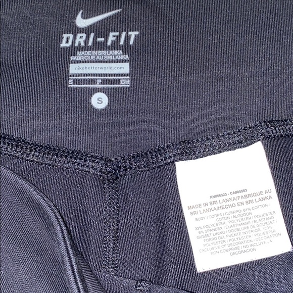 Black Nike Dri-Fit Capris - Picture 5 of 7